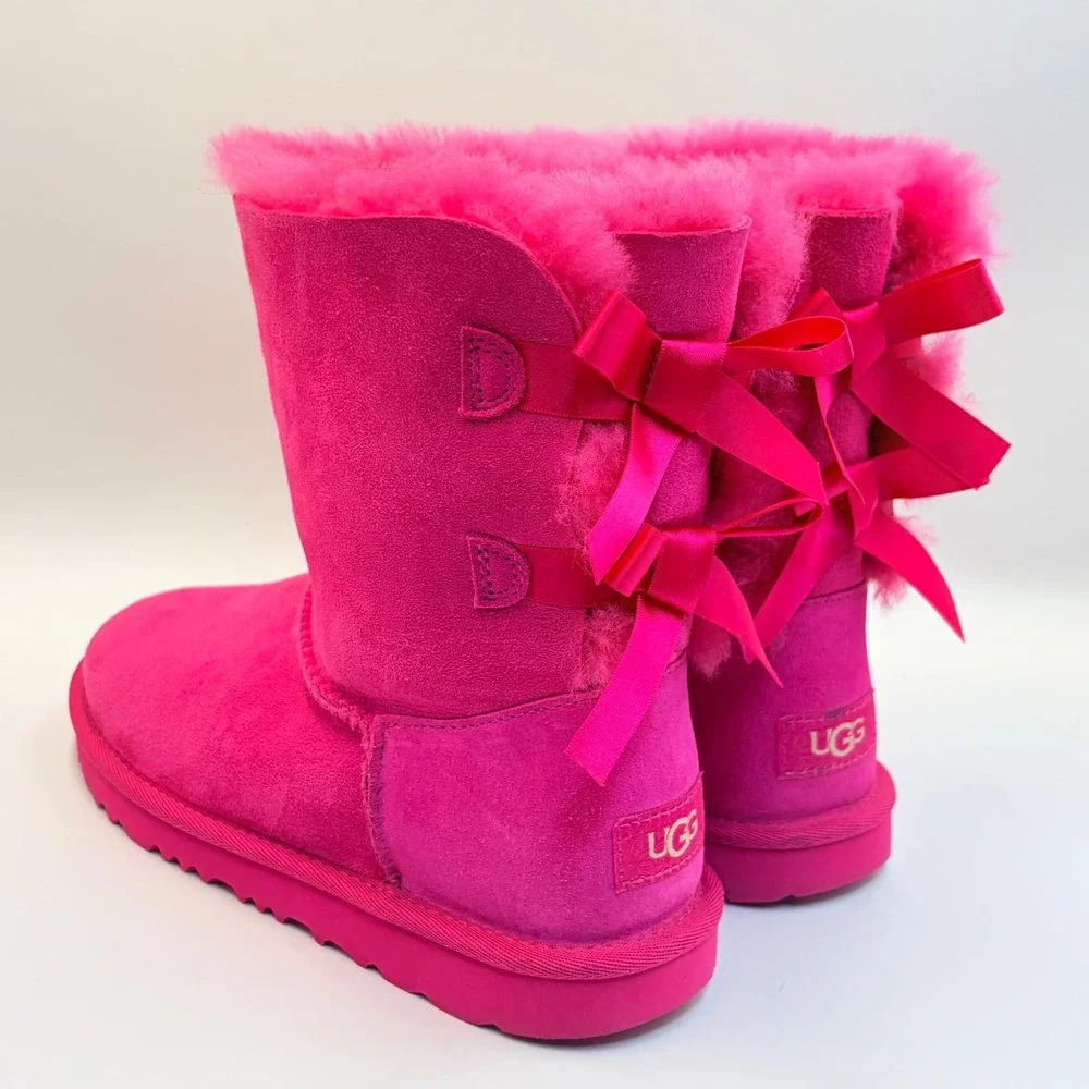 UGG Bailey Bow II Pink Suede Boots Sheepskin 1017394K Big Kids Size 5 Cozy